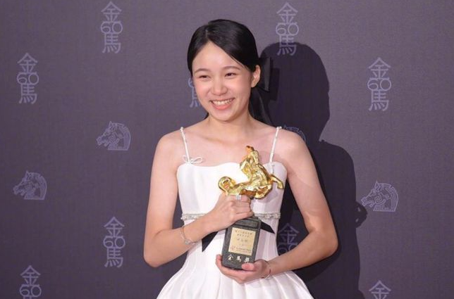 又一个天才女演员，火出了圈117 / 作者:该做的事情 / 帖子ID:315265