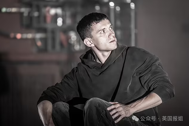 新罗密欧与朱丽叶公演遭全网群嘲！黑人女主像拳皇，男主口齿不清愣头青？网友：他们演啥妖怪？606 / 作者:放眼看世界 / 帖子ID:315414