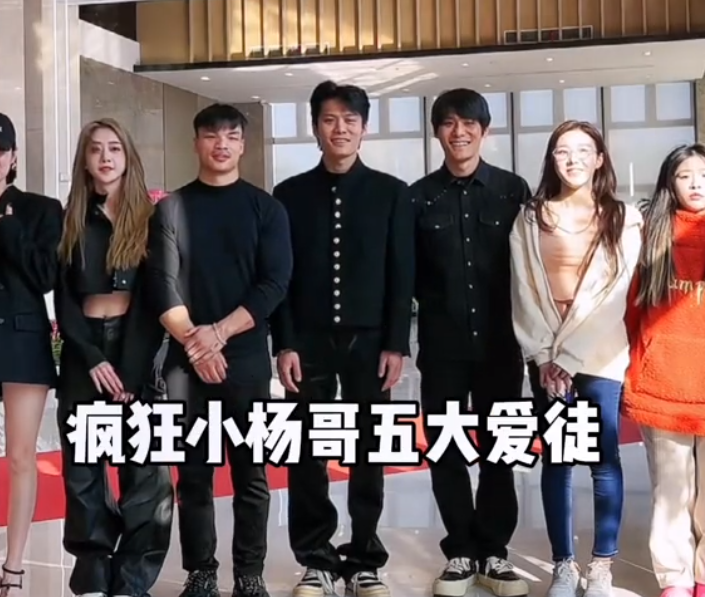东方甄选被嘲“嚎叫式直播”，闹几轮发现带货还得靠董宇辉们758 / 作者:儿时的回忆 / 帖子ID:315583