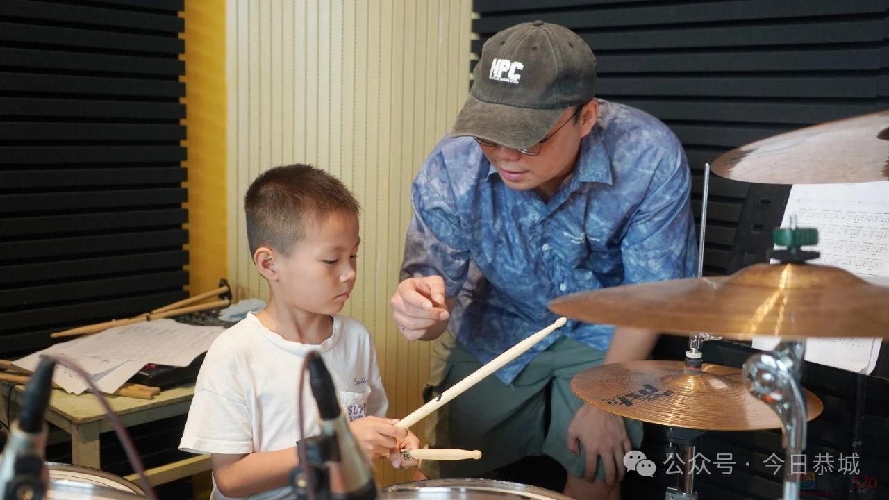 我县公益课堂点燃孩子多彩假期971 / 作者:论坛小编01 / 帖子ID:316214