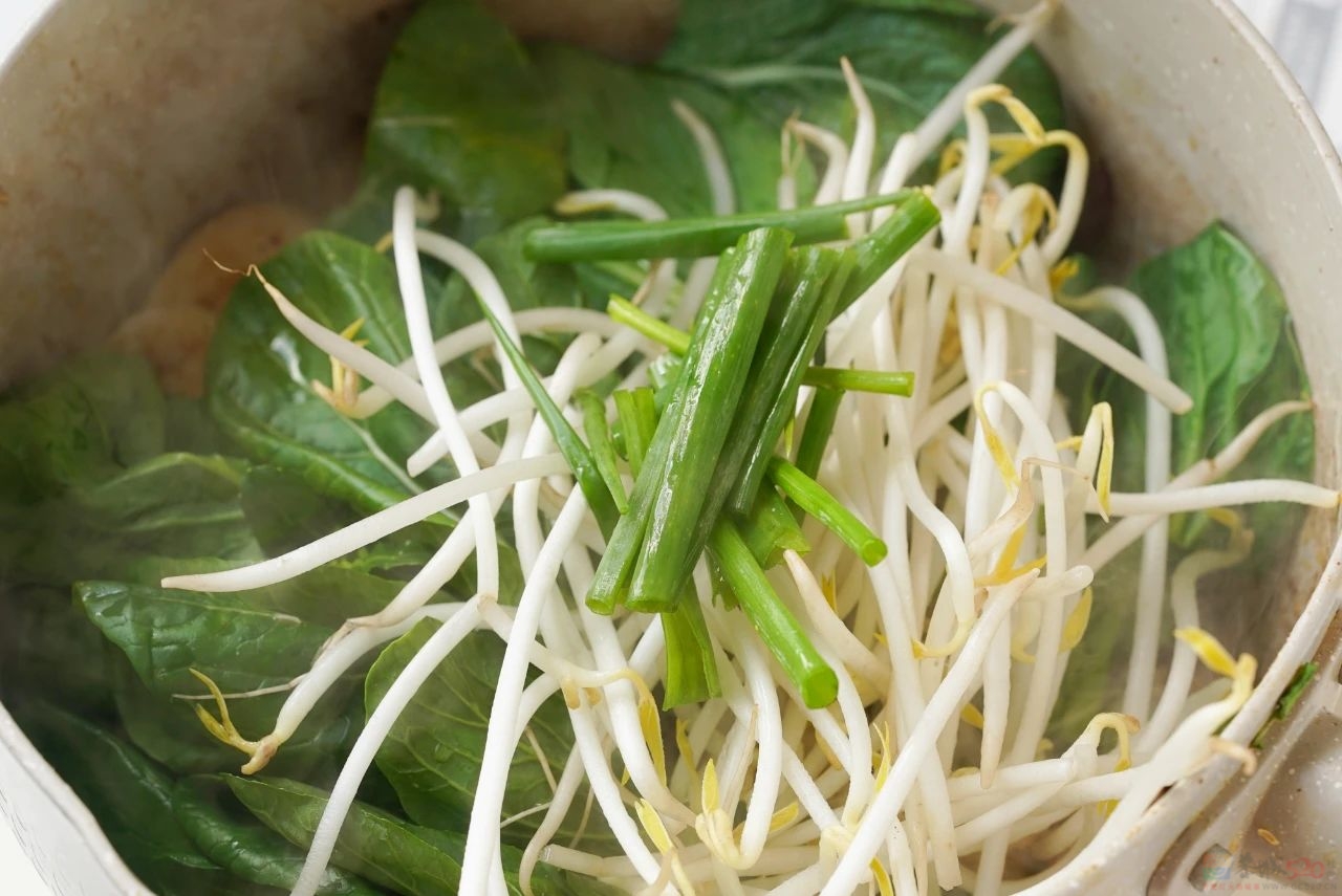 醉鬼炒面，但醉鬼一口也吃不到，全被抢了。470 / 作者:爱生活爱美食 / 帖子ID:317911