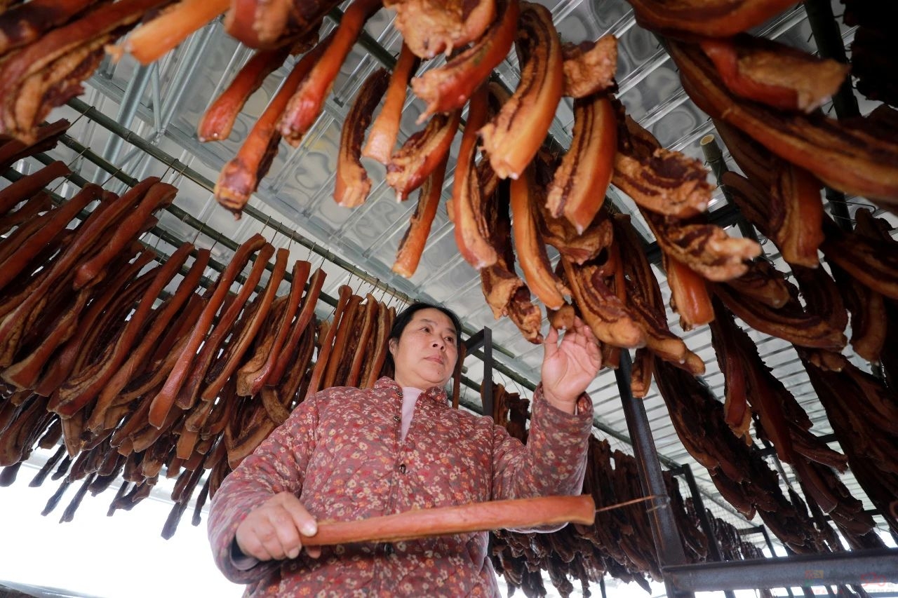恭城腊肉飘香销售旺142 / 作者:论坛小编01 / 帖子ID:318402