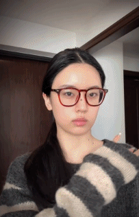 “建议十二生肖把蛇开除”，最近满大街的丑蛇装饰让怕蛇人默默碎了412 / 作者:儿时的回忆 / 帖子ID:318593