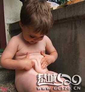 有玩过自己肚皮的孩子自觉举手7 / 作者:请叫我宅男先生 / 帖子ID:500