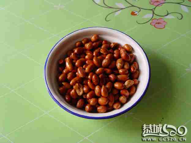 恭城油茶的传说930 / 作者:兔八哥 / 帖子ID:514