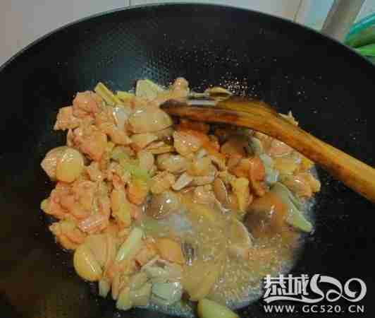 试下我的老蒜陈皮鸡119 / 作者:爱笑的眼睛 / 帖子ID:571