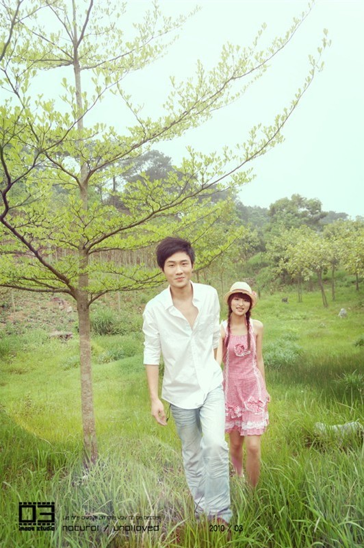 冷静的反讽与发泄（一）-----写给幸福的人405 / 作者:资深五迷 / 帖子ID:685