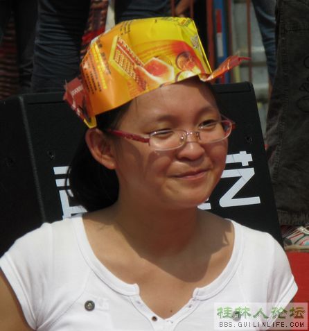 2009年恭城月柿节开幕式上各式各样的帽子980 / 作者:翠峰紫阳 / 帖子ID:932