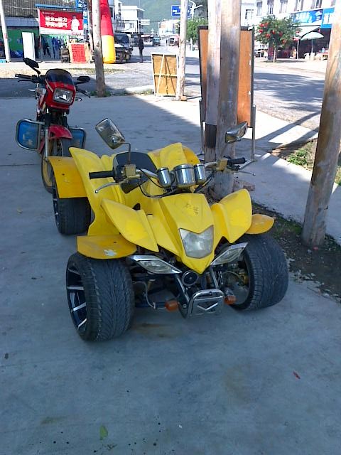 5厚~~加会街惊现四驱车……786 / 作者:火星娃崽 / 帖子ID:1329