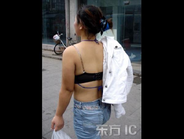 街头靓女着装惊人170 / 作者:乖乖不哭 / 帖子ID:1468