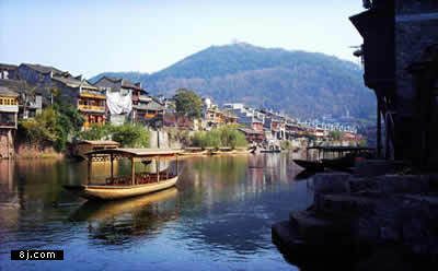 国内适合情侣旅游的十大景点，你去过几个？115 / 作者:小雨点 / 帖子ID:1838