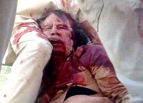 【组图】卡扎菲藏身下水道被击毙的惨状55 / 作者:灭绝师太 / 帖子ID:1998
