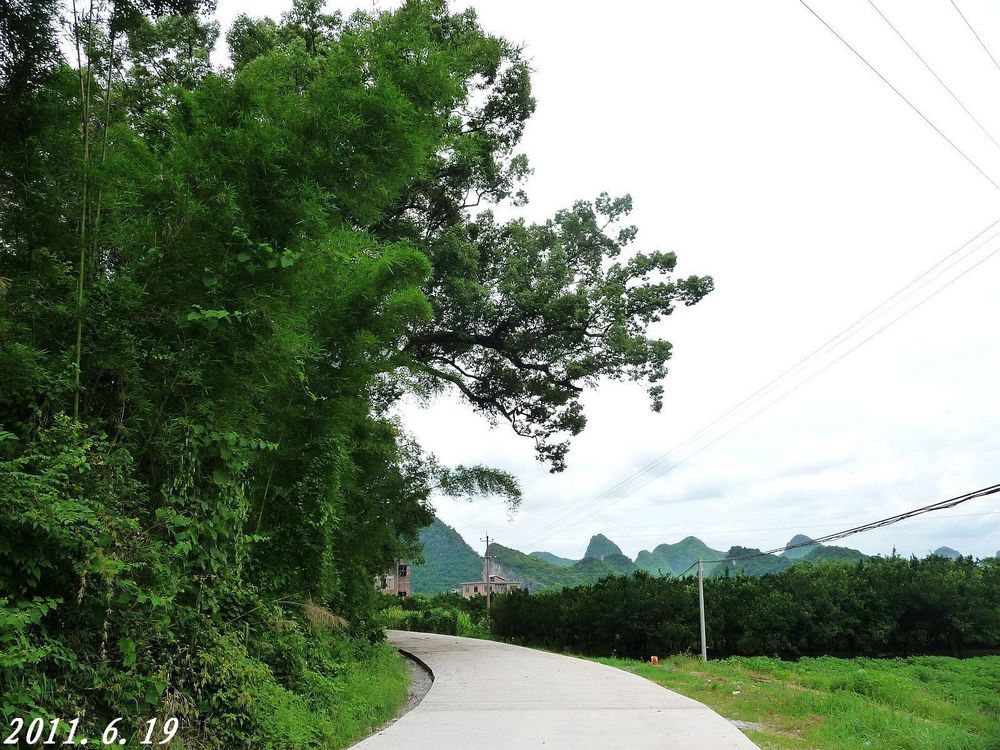 一个集红色旅游、观古民居、古牌坊的好去处702 / 作者:平安大叔 / 帖子ID:2108