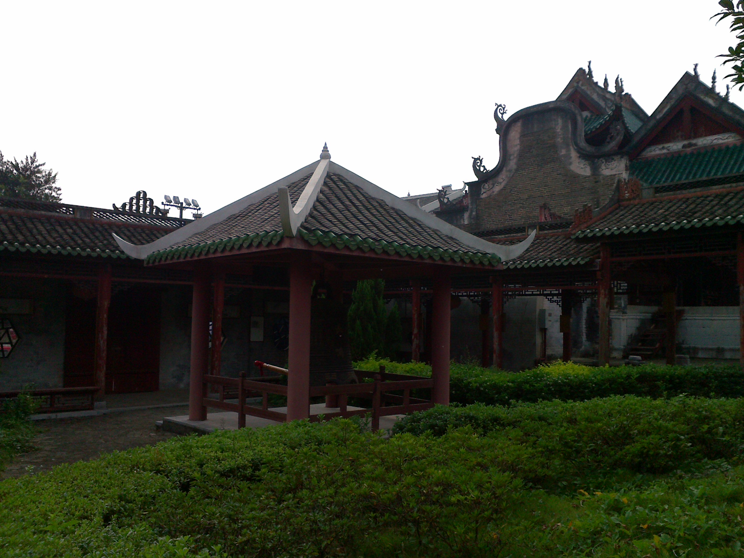 没事，去周渭祠、湖南会馆逛了一圈，里面有些人好像真的一样，呜呼90 / 作者:矮木劈山 / 帖子ID:2146