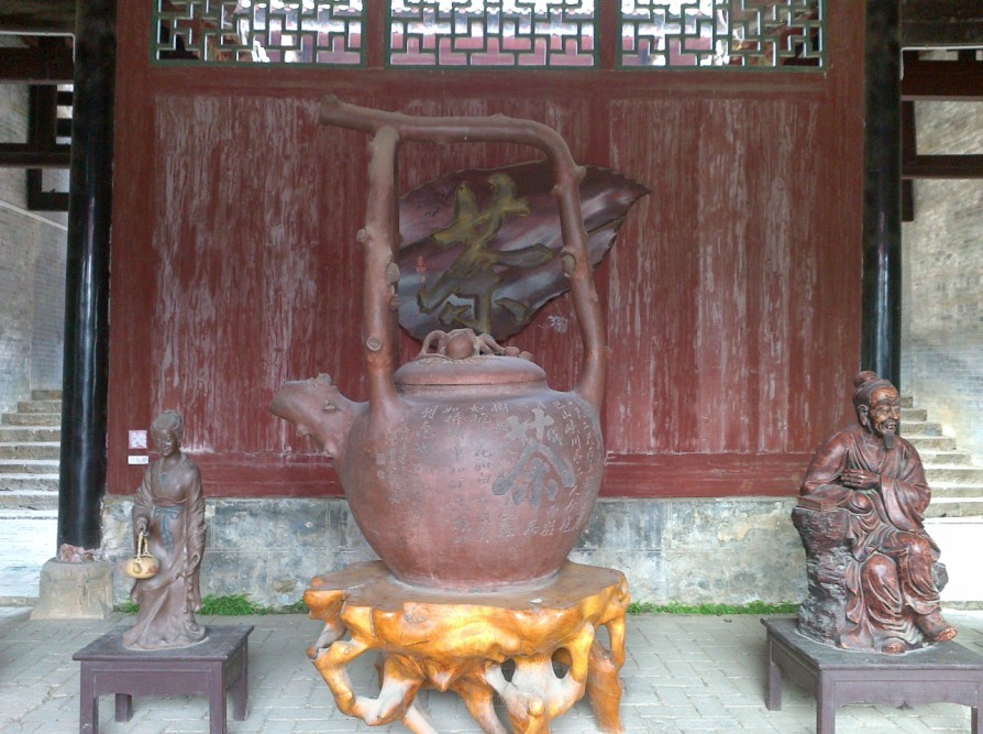 没事，去周渭祠、湖南会馆逛了一圈，里面有些人好像真的一样，呜呼932 / 作者:矮木劈山 / 帖子ID:2146