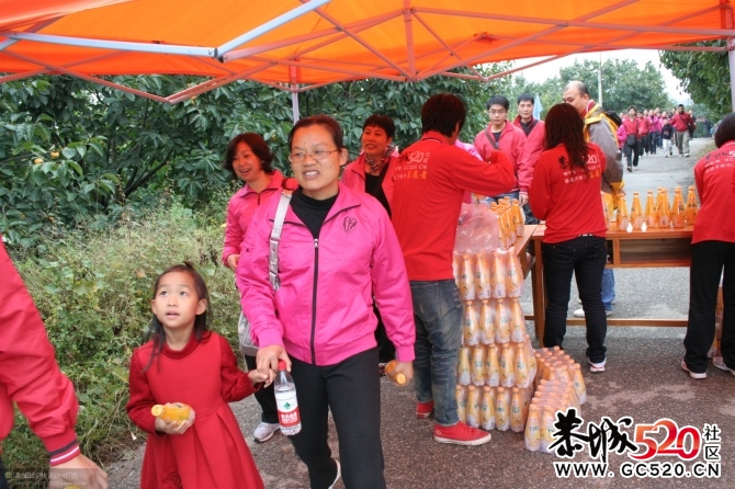 月柿节上默默奉献的他们~~~~~~~1 / 作者:社区小编 / 帖子ID:2795