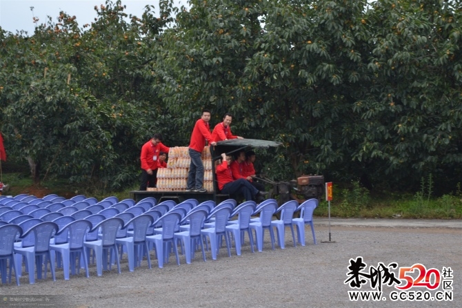 月柿节上默默奉献的他们~~~~~~~386 / 作者:社区小编 / 帖子ID:2795