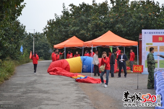 月柿节上默默奉献的他们~~~~~~~390 / 作者:社区小编 / 帖子ID:2795