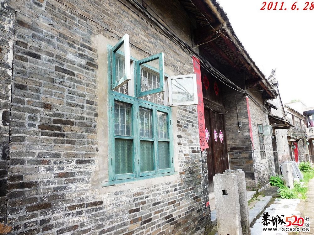 县城内的一条古老街道和古建筑。910 / 作者:平安大叔 / 帖子ID:3466