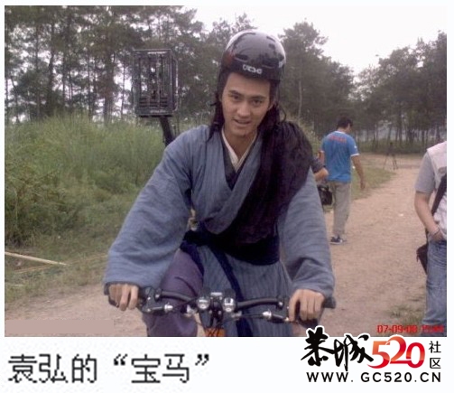 明星片场带来的欢乐,罕见照片!893 / 作者:爱尚主流摄影 / 帖子ID:4076