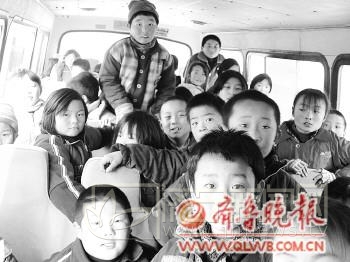 关注校车新新闻，关注祖国的未来413 / 作者:四渡赤水 / 帖子ID:4332