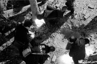 武汉建设银行门又爆炸了波··638 / 作者:勇哥 / 帖子ID:5331