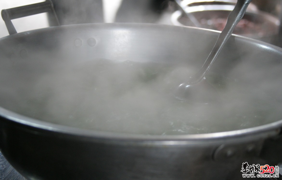 跟车队去栗木杀猪，只是去吃，杀的时候俺不在332 / 作者:黄子 / 帖子ID:5954