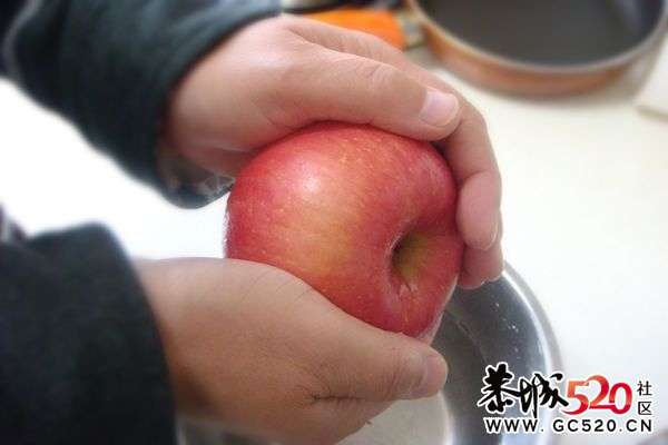 苹果带皮吃更有营养，清洗苹果小窍门615 / 作者:排排坐分果果 / 帖子ID:6027