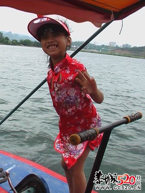 穿旗袍的妹妹5 / 作者:家在瑶乡 / 帖子ID:6842
