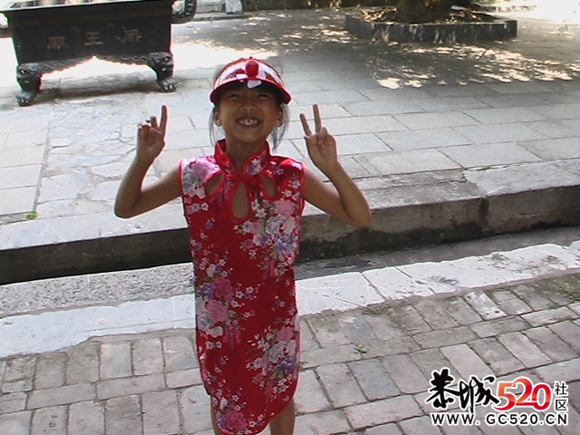 穿旗袍的妹妹483 / 作者:家在瑶乡 / 帖子ID:6842
