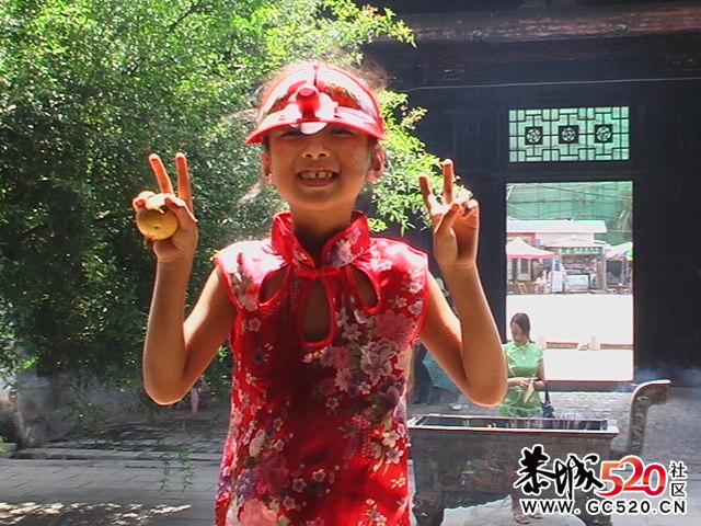 穿旗袍的妹妹50 / 作者:家在瑶乡 / 帖子ID:6842