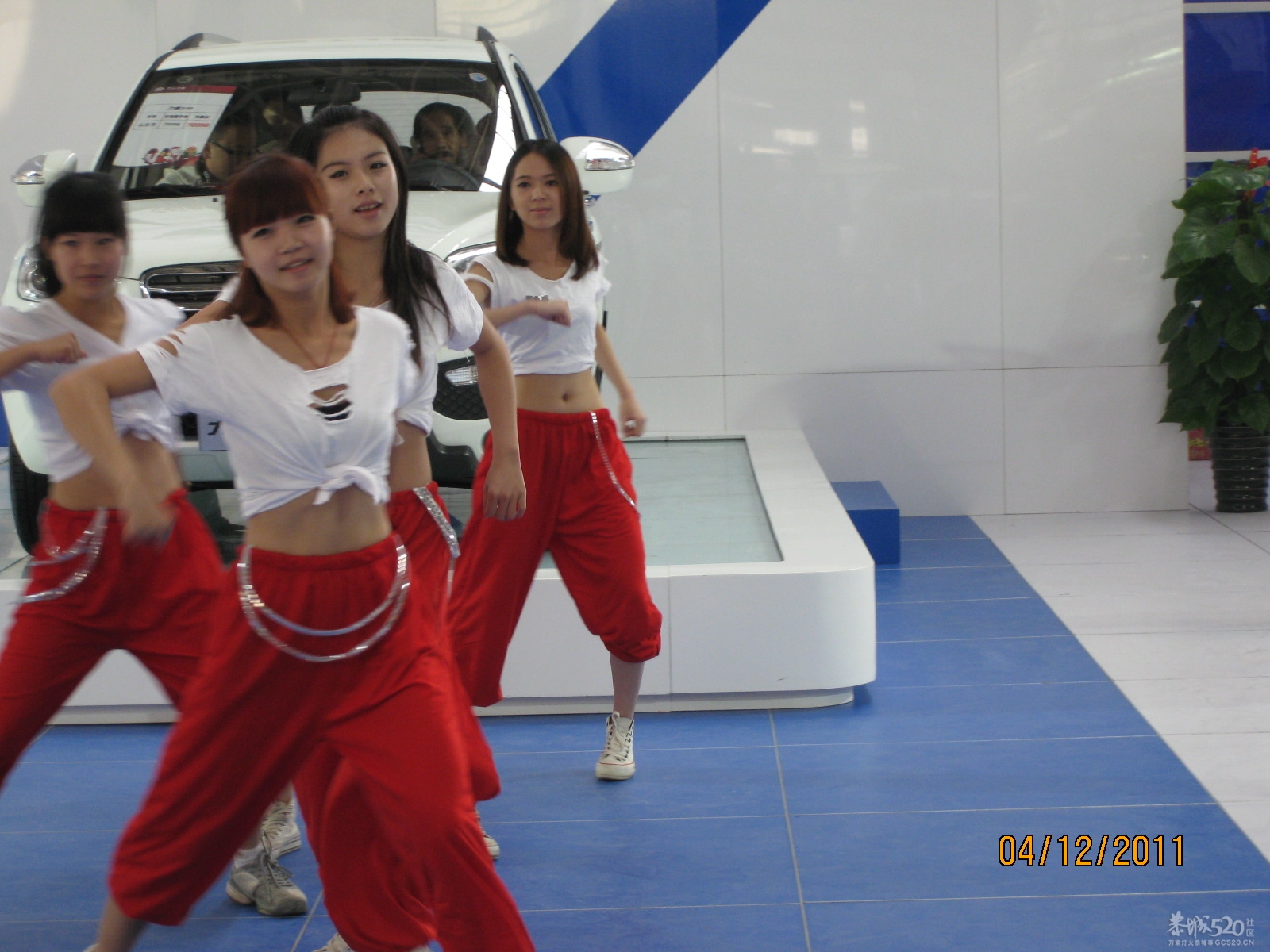 拿点一见的清纯少女968 / 作者:笑看$颩囩 / 帖子ID:8087