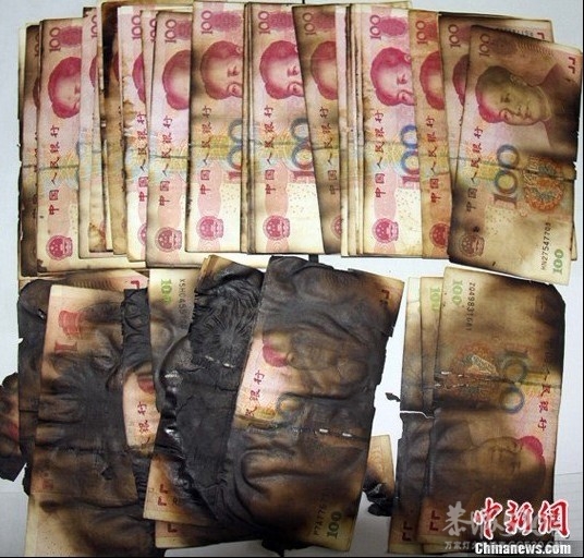 妻子防贼钱藏电饭锅 丈夫烧水钱被毁236 / 作者:小雨点 / 帖子ID:8332