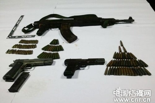 广西打掉一边境持枪抢劫团伙 缴获AK47冲锋枪750 / 作者:结局、丆過如此 / 帖子ID:8340