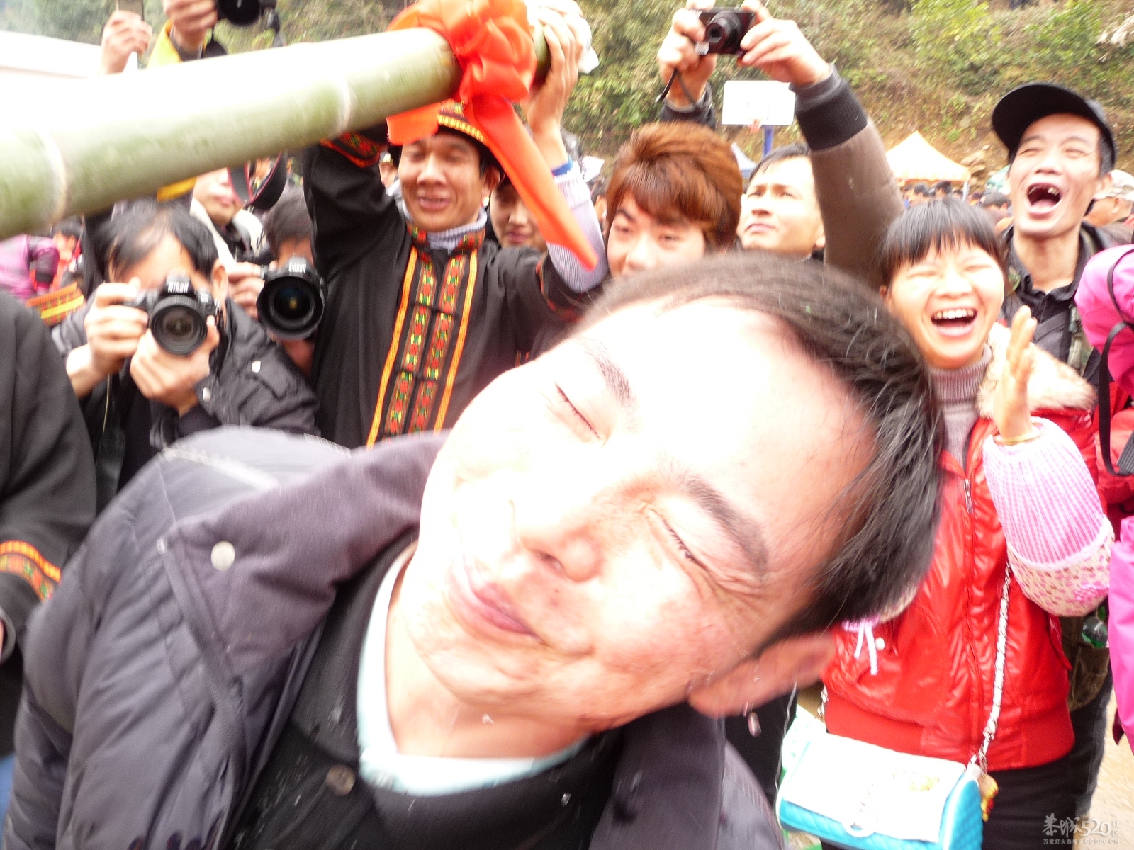 花炮节午餐情景2012年2月5日296 / 作者:我不懂你 / 帖子ID:9276