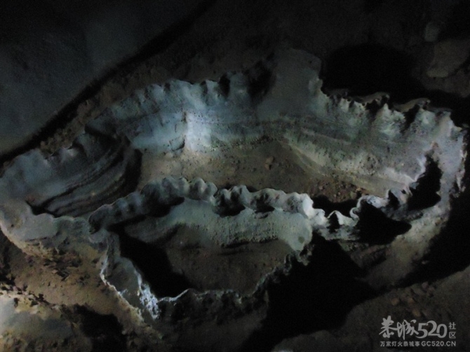 石头记2667 / 作者:Kiki / 帖子ID:9289