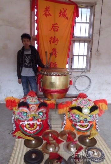 舞狮收工了630 / 作者:恭城龙狮戏凤 / 帖子ID:9342