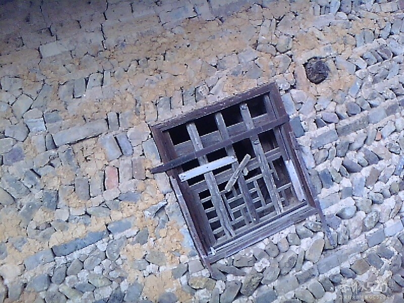 这算不算危房？？？132 / 作者:老米喳 / 帖子ID:9871