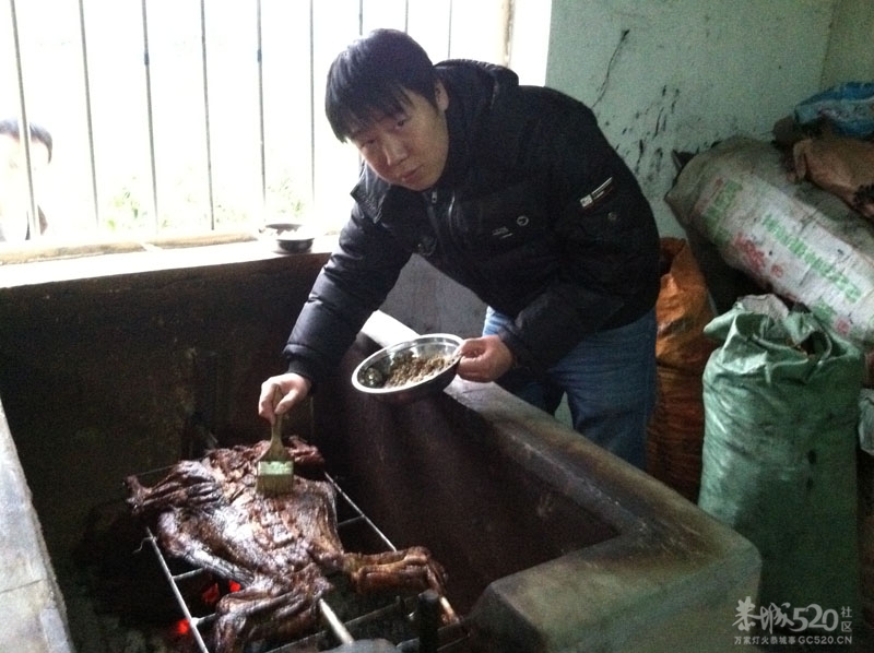 穷人哥开车带我去烤全羊！精彩图片。。。。633 / 作者:徘徊女 / 帖子ID:11592