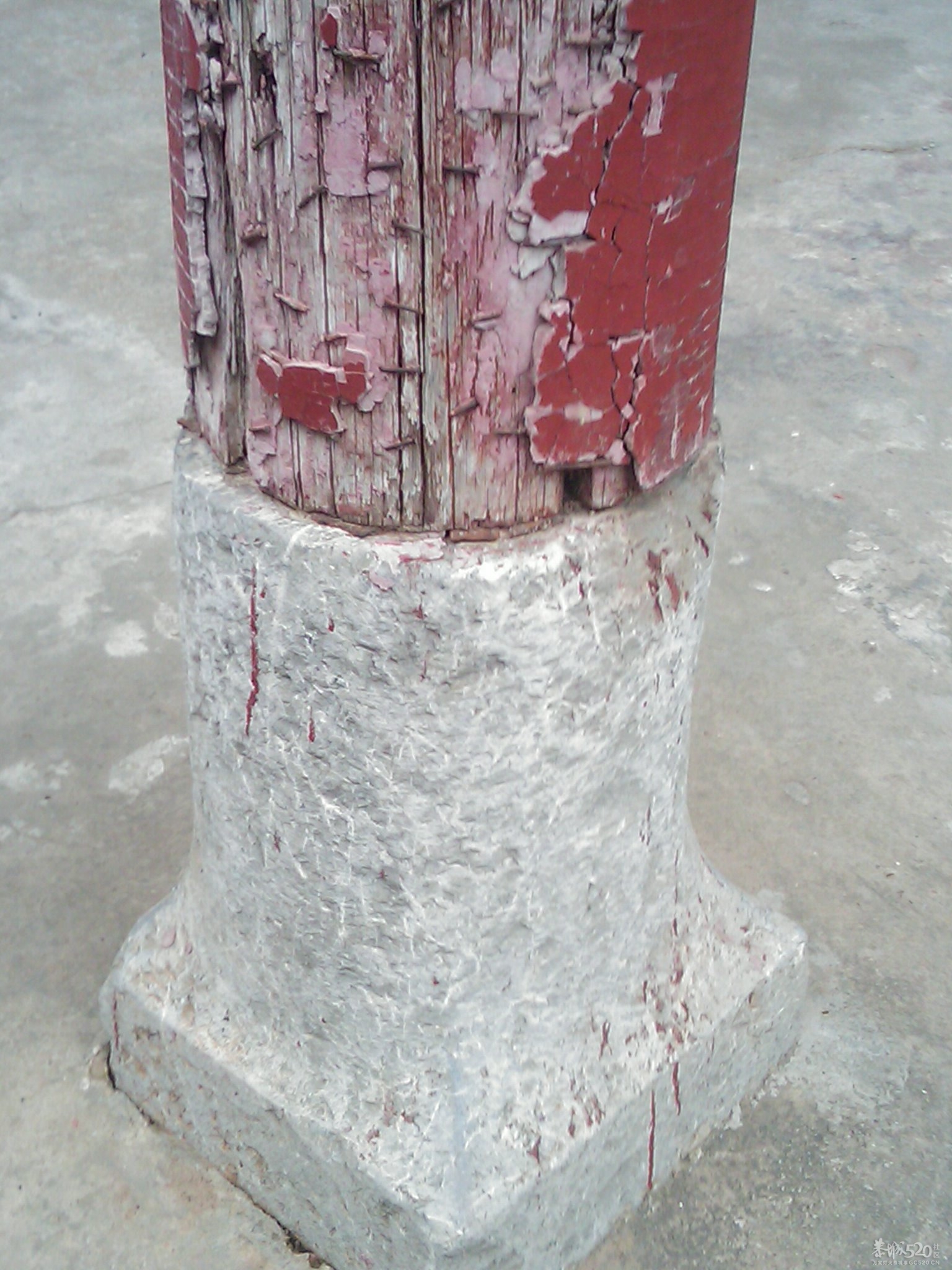 武庙戏台前面的一木柱应尽快修复（附图）75 / 作者:ssql / 帖子ID:12141