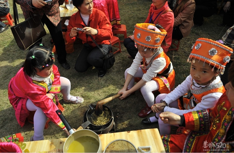 第二届桂林恭城油茶文化节隆重举办817 / 作者:社区小编 / 帖子ID:12914
