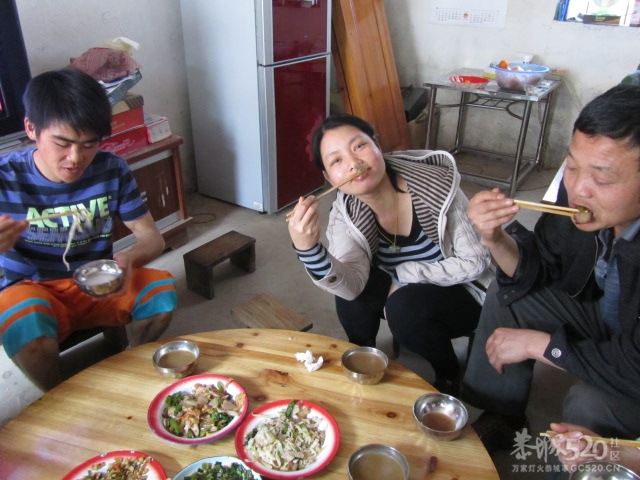 给力2012桃花节油茶文化节471 / 作者:恋上背叛 / 帖子ID:13089