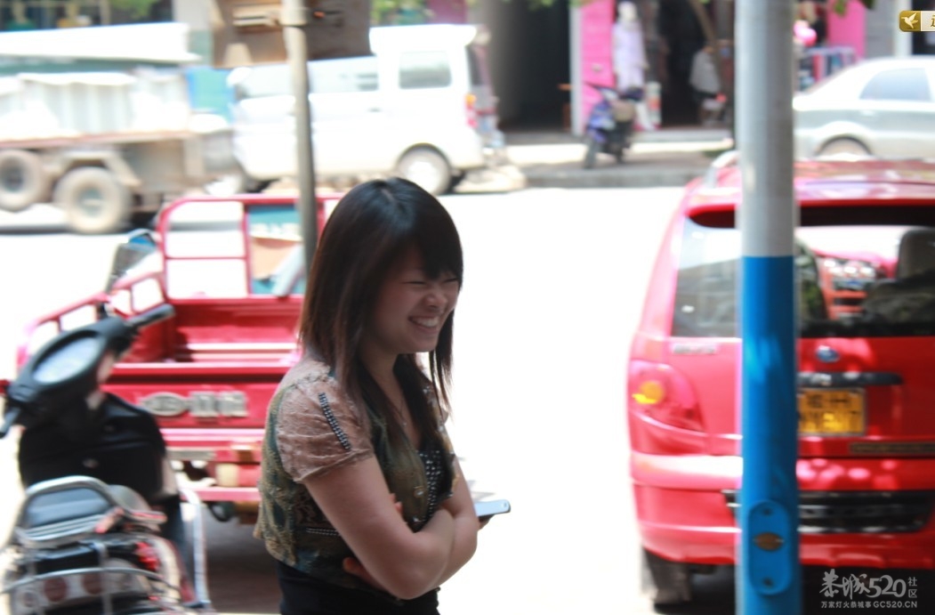 夏天美女很多的季节927 / 作者:晓安 / 帖子ID:15408