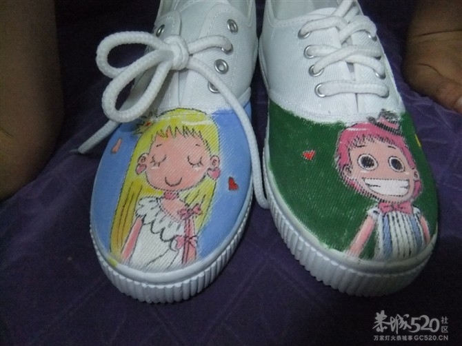 手绘鞋266 / 作者:萝卜酸送粥 / 帖子ID:15496