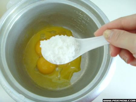 电饭煲做蛋糕~~~~就这样简单65 / 作者:小雨点 / 帖子ID:15531
