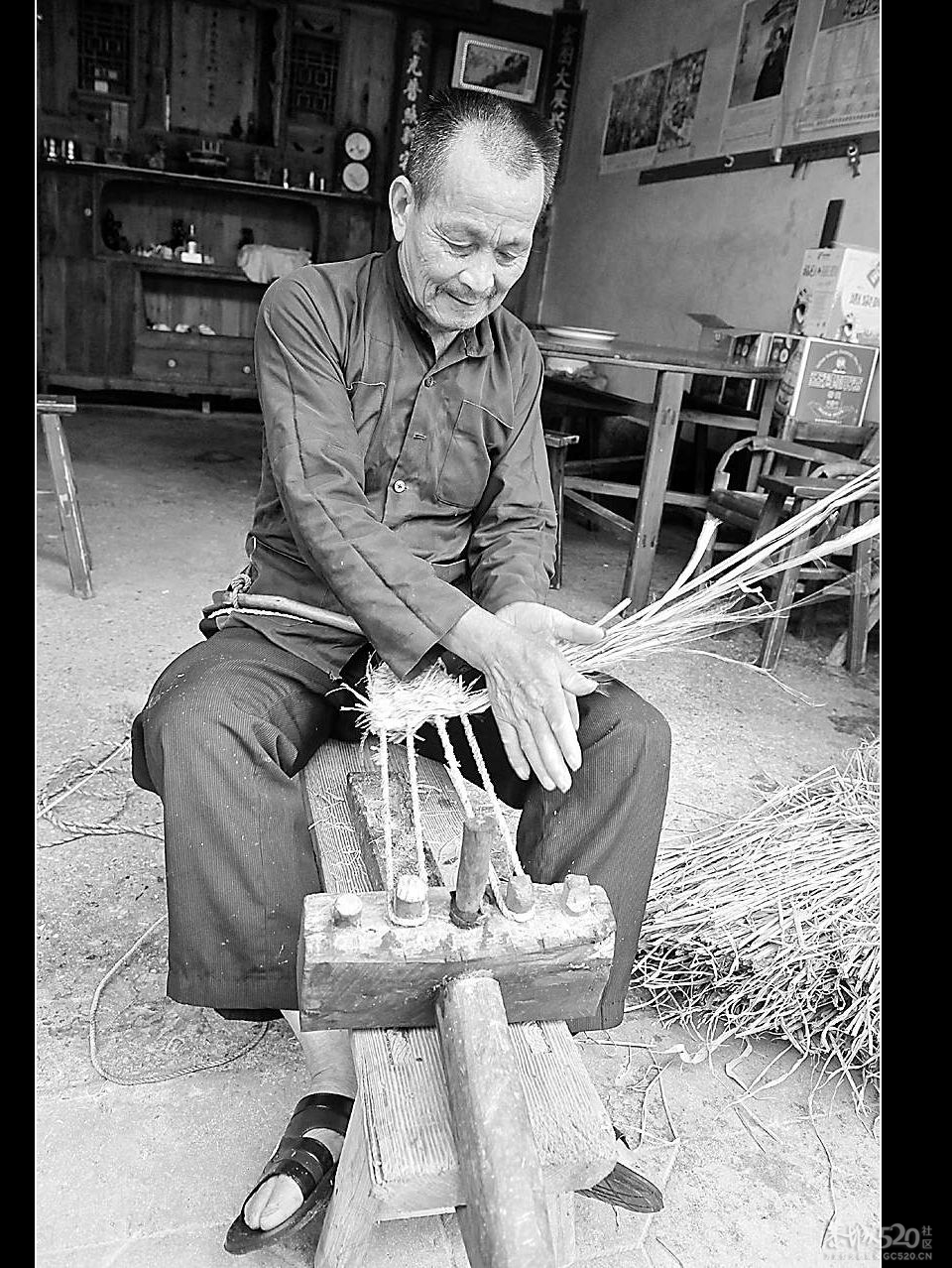 脖子上吊草鞋的老外837 / 作者:平安大叔 / 帖子ID:15568