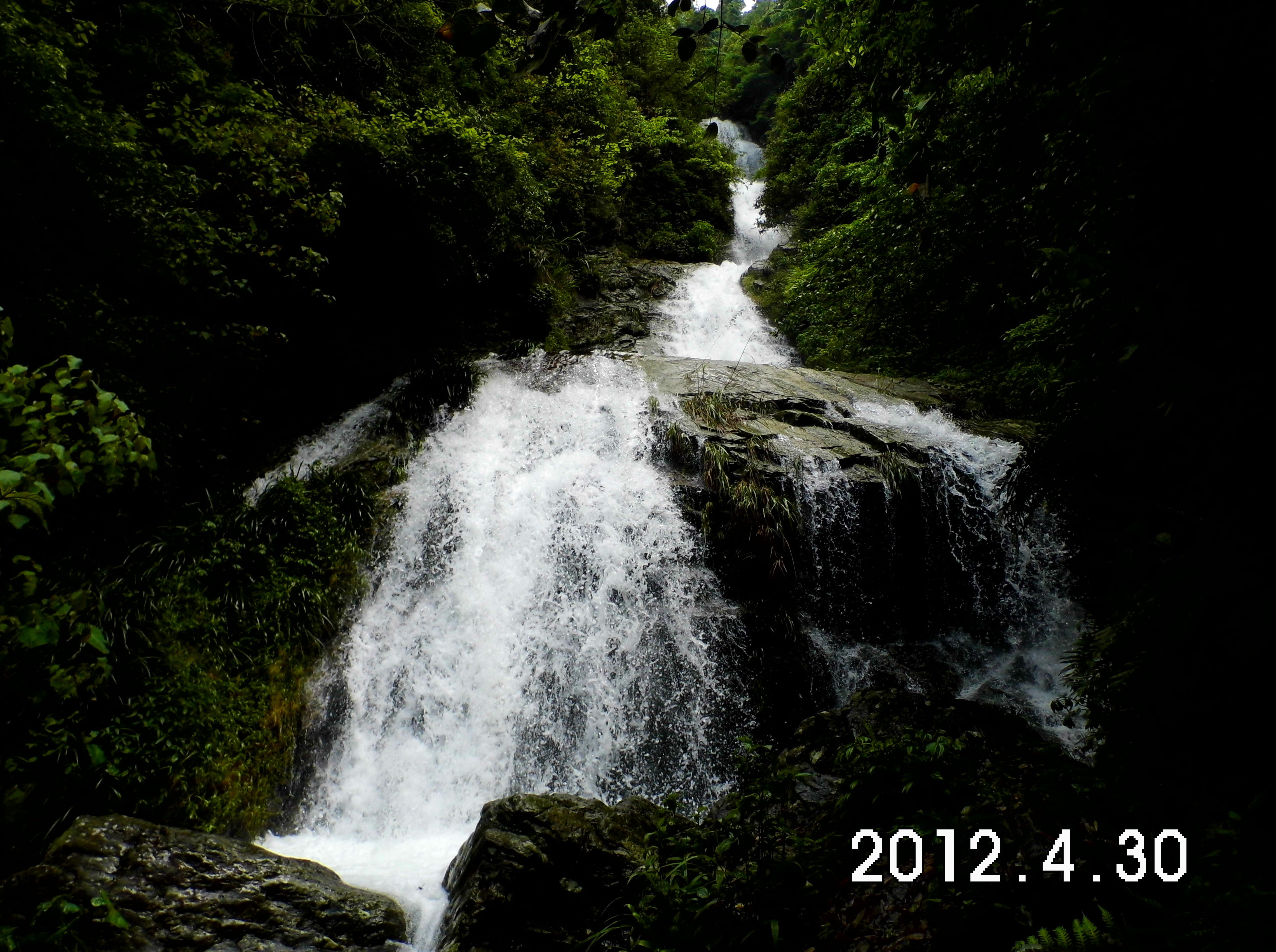 20120430茶江户外徒步石榴花部分PP68 / 作者:福民侠 / 帖子ID:16110