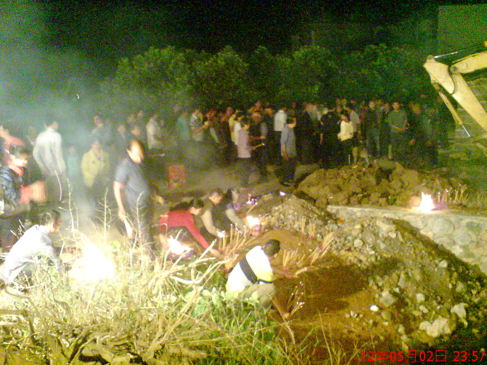 巨塘、龙脉383 / 作者:容容 / 帖子ID:16143