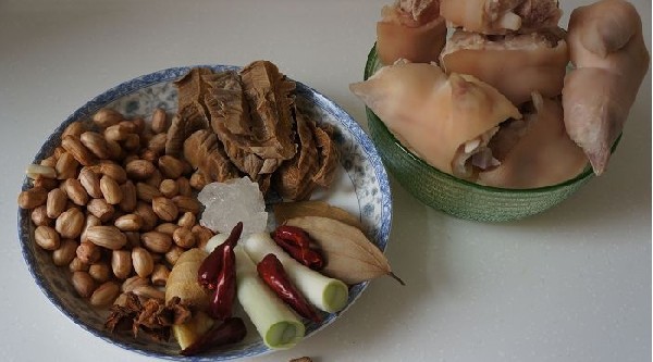 吃货必备！！！越吃越上瘾的香辣猪蹄418 / 作者:小雨点 / 帖子ID:16414