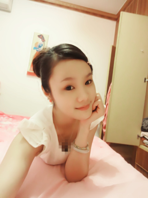 臭美欢又来臭美了2······你们可要小心了···不要被我臭到啊·996 / 作者:王欢 / 帖子ID:16530